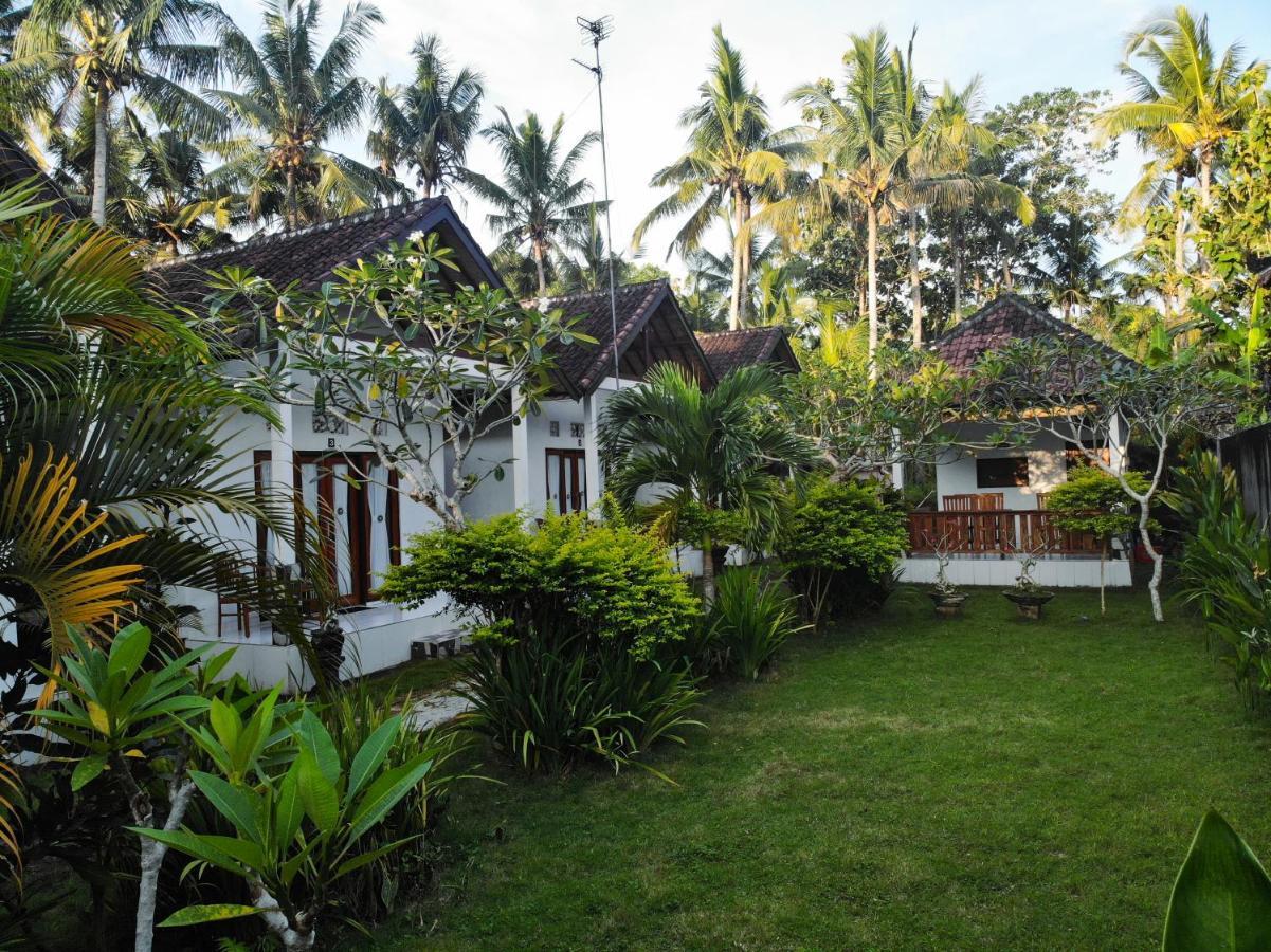 Kubu Indah Guest House Batumadeg Екстер'єр фото